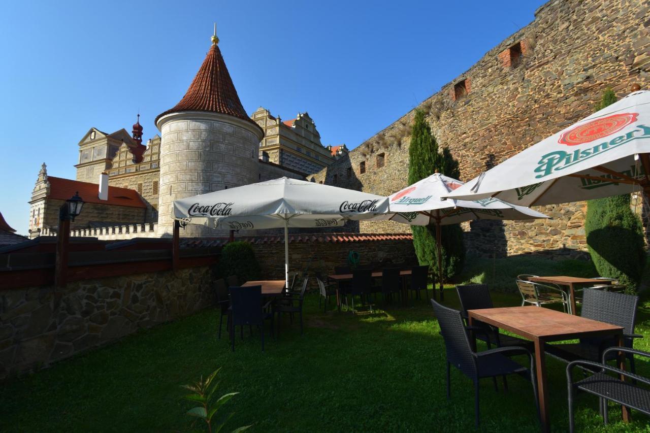 Hotel Gurman Horšovský Týn Bagian luar foto